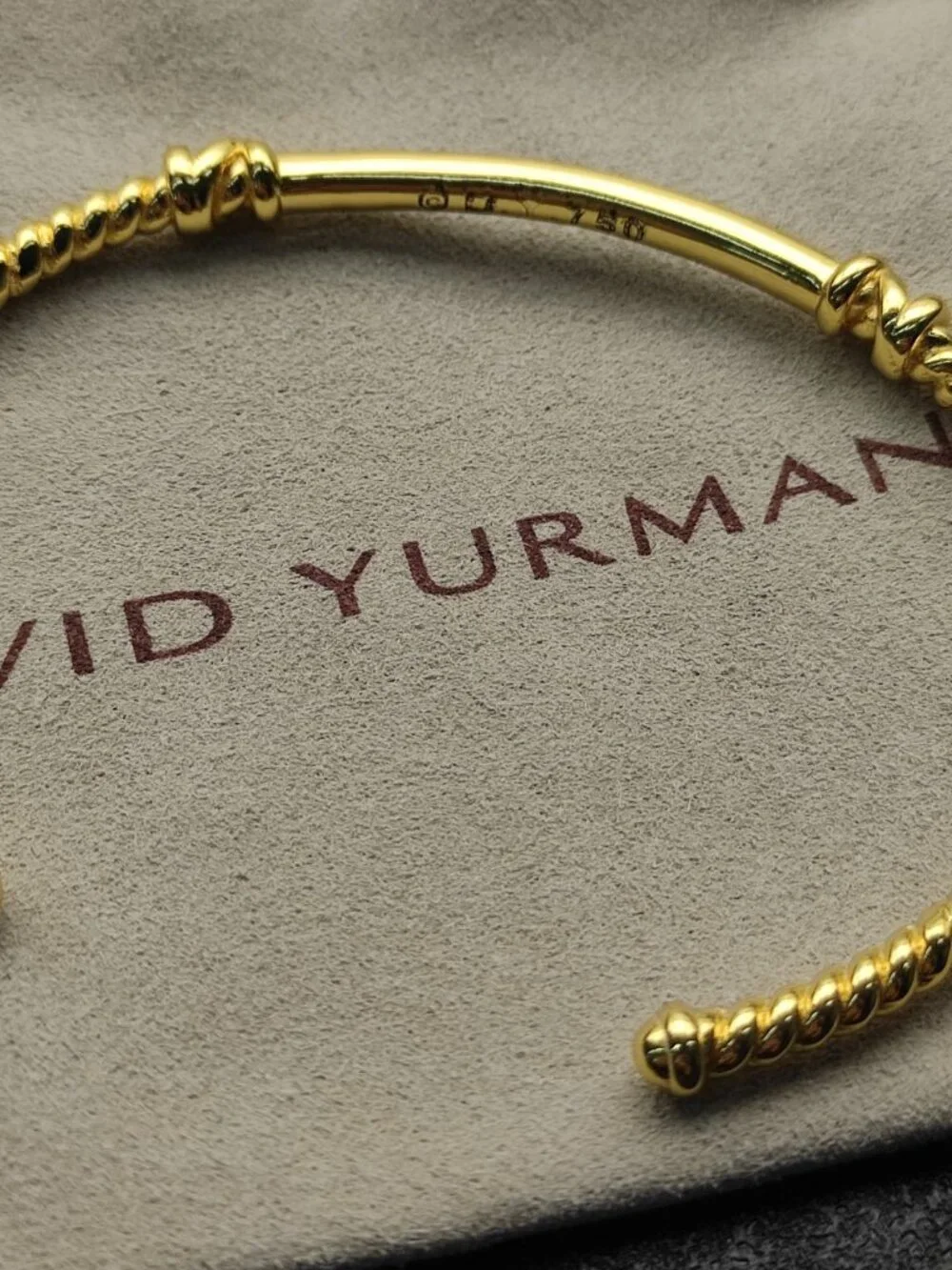 😗David Yurman😗 3MM bracelet with diamond